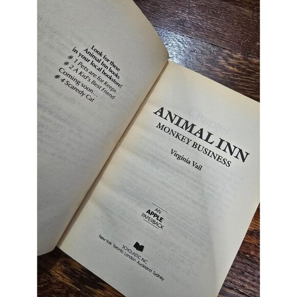 Vintage Animal Inn #3 Monkey Business by Virginia Vail Paperback Book - Picture 5 of 7